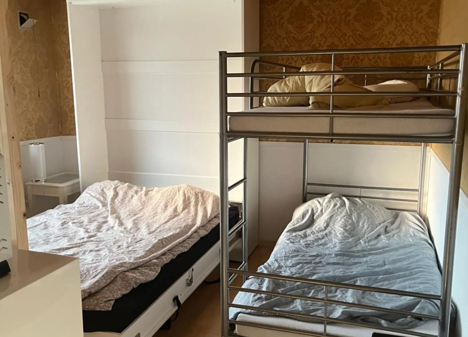 Accommodation 比隆 民宿